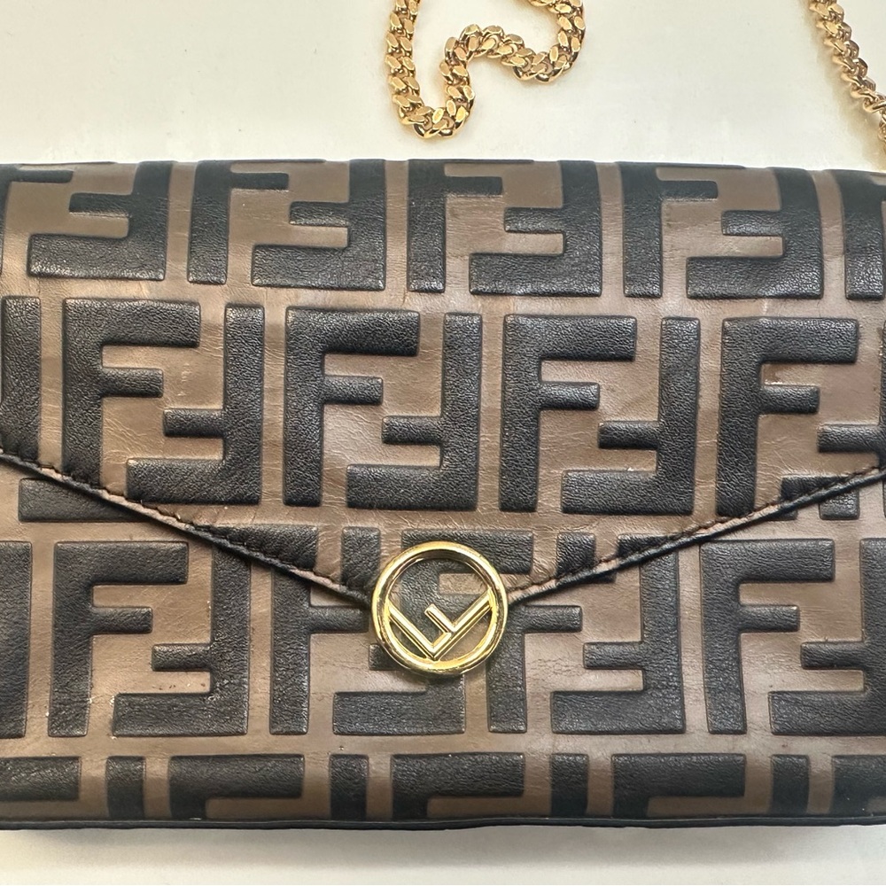 FENDI - Monogram Crossbody Bag with Gold Chain includes Billfold & Wallet - Picture 4 of 13